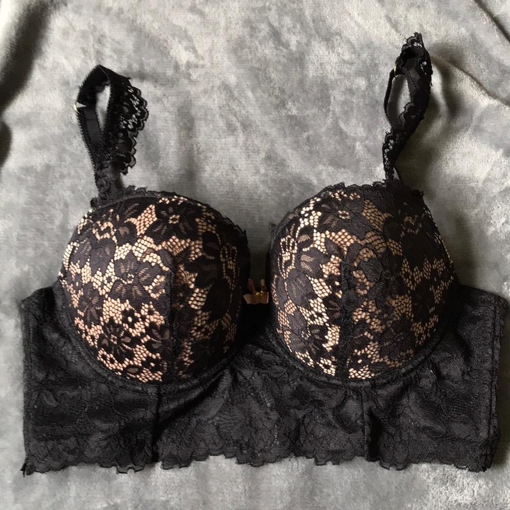 Black lace bra